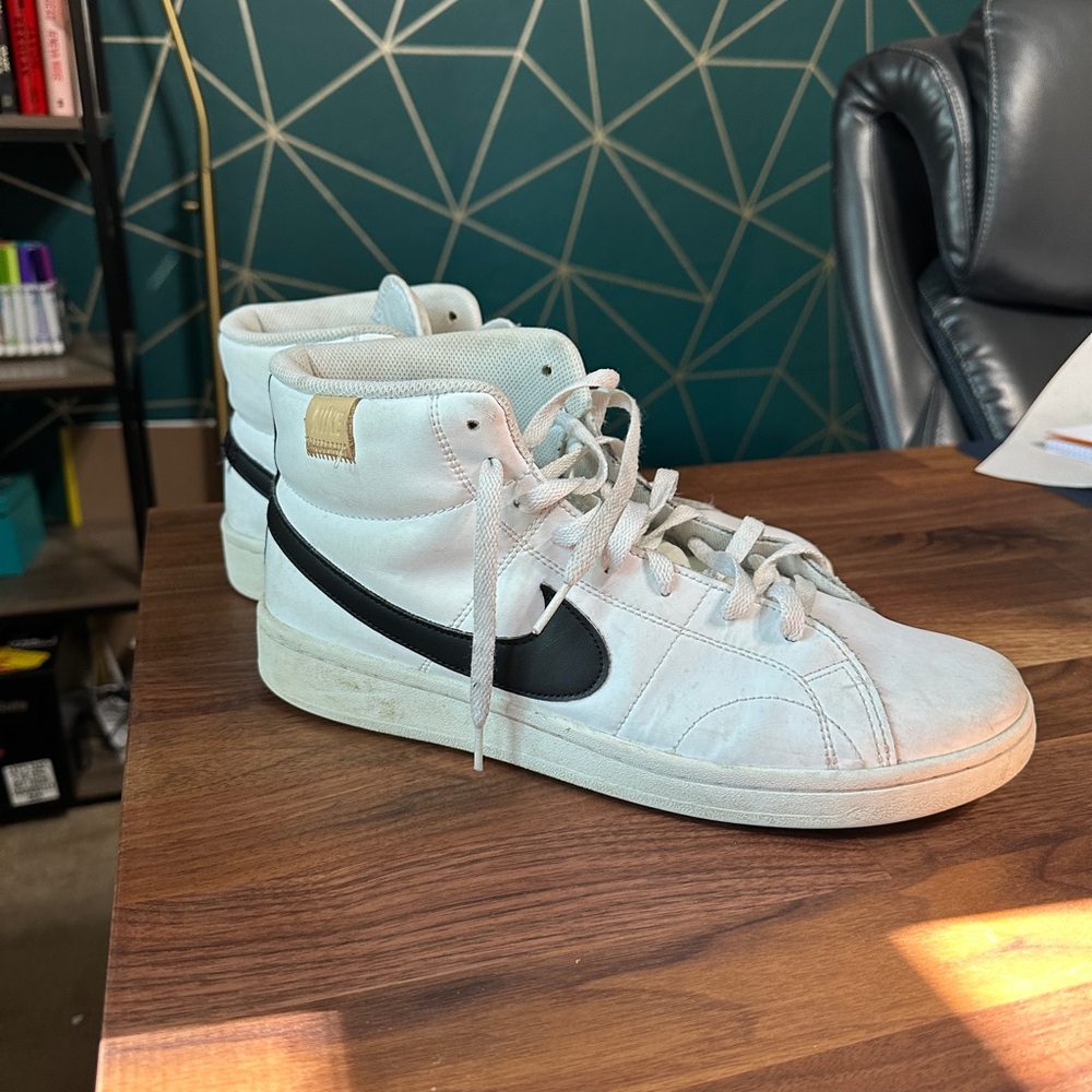 Nike Court Royale 2 Mids White US 11.5